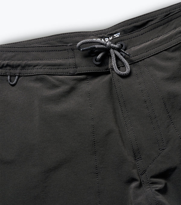 LAYOVER TRAIL 2.0 SHORT