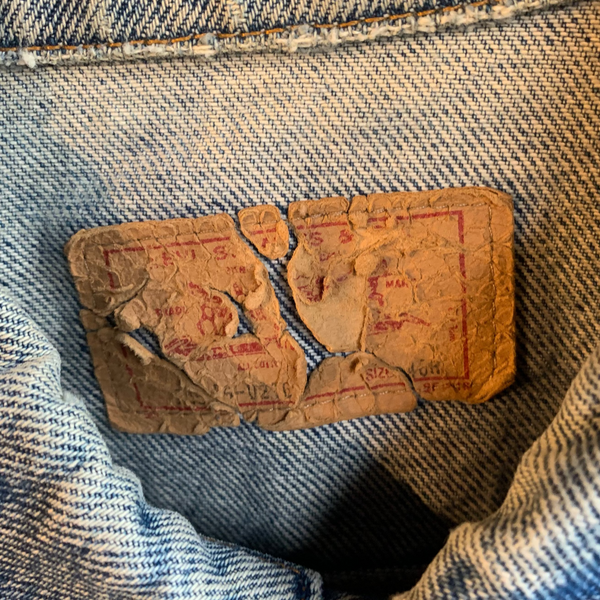 Vintage 80s Levis Distressed Denim Jacket 23” x 24”