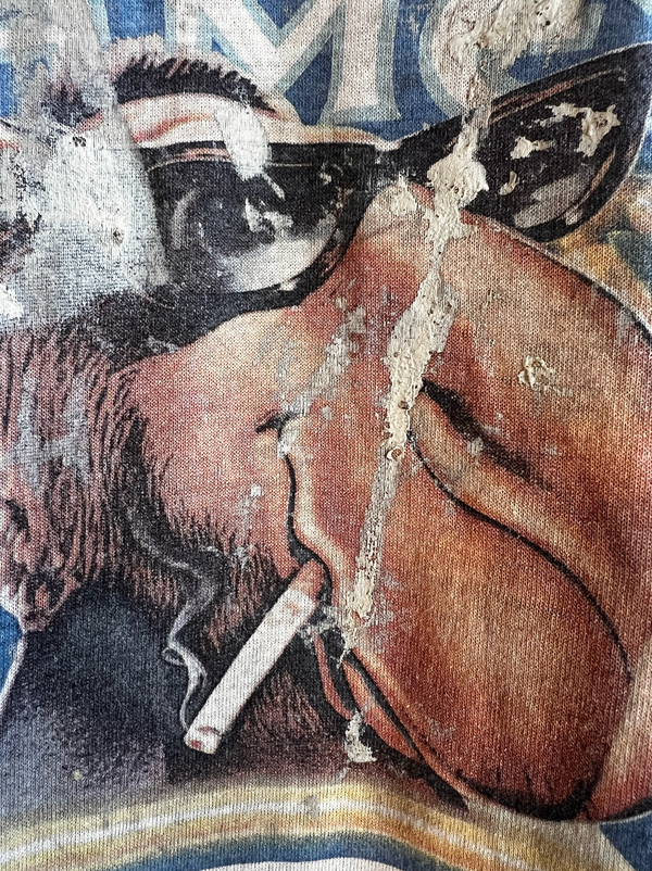 VTG 1990s Joe Camel Cigarettes Thrashed Pocket Sleeve Tee #114